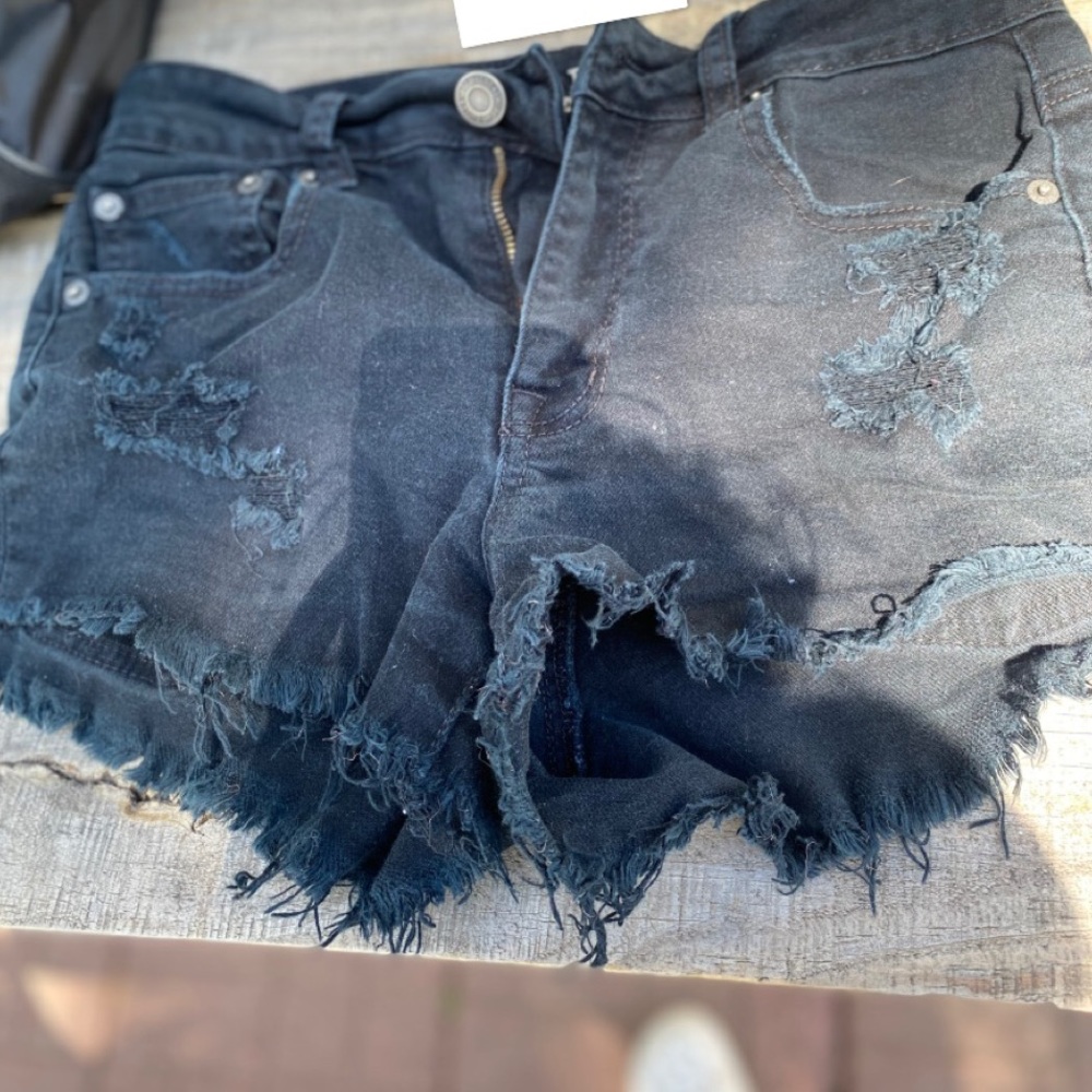 American Eagle black jean shorts